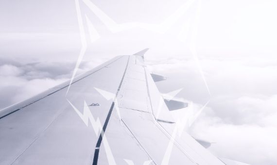 Airplane wing